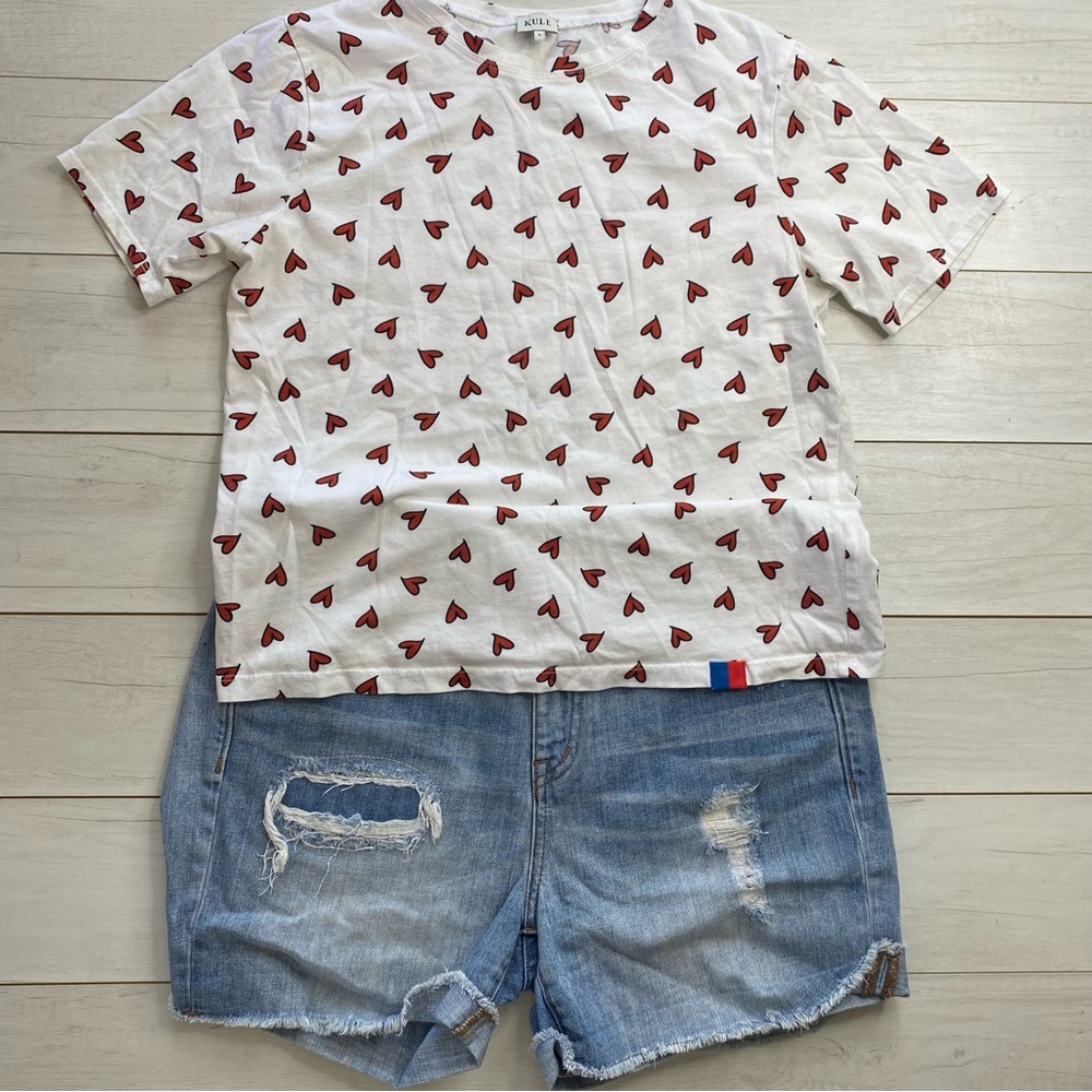 KULE White Short Sleeve Tee with Red Heart Print - Picture 9 of 9